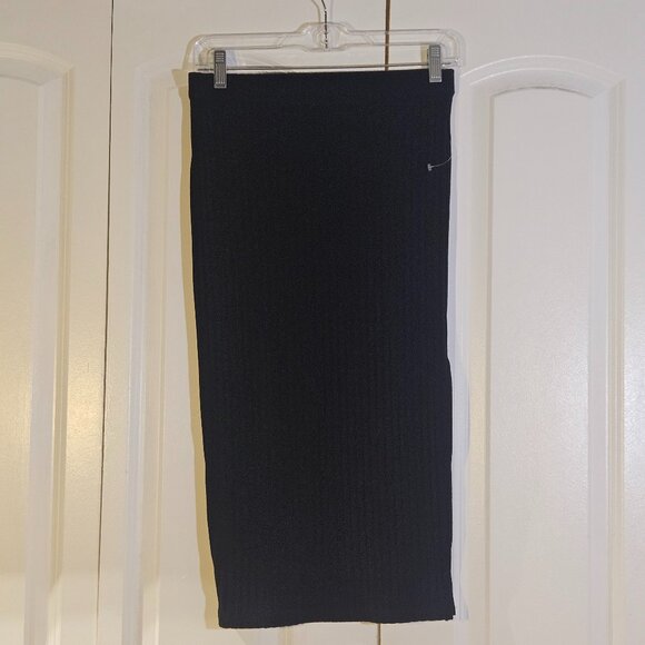 Forever 21 Women's Size M Black Ribbed Knit Pencil Midi Skirt w/Slit Gothcore - Picture 1 of 4